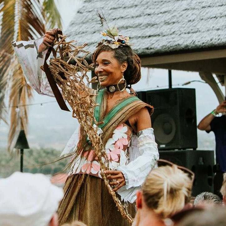 1912075_10153275841546627_9031966785808778802_n-1